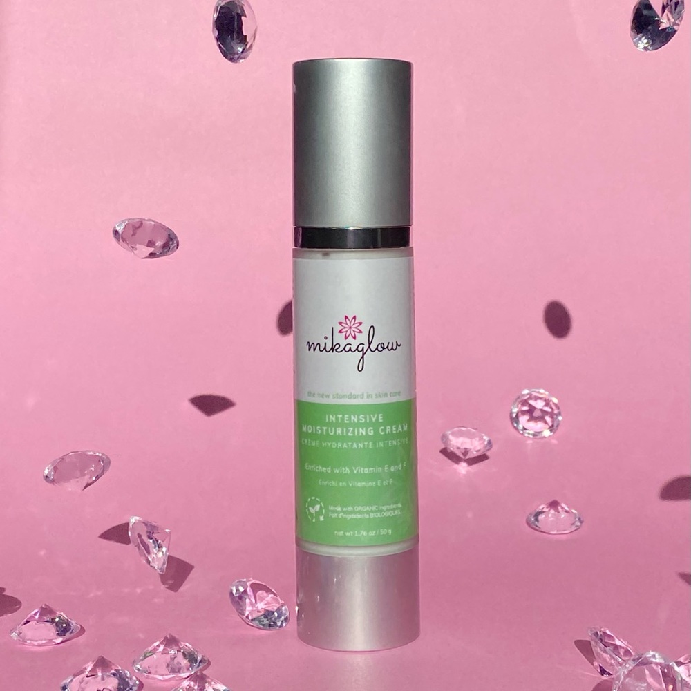 Intensive Moisturizing Cream - Enriched with Vitamin E and F